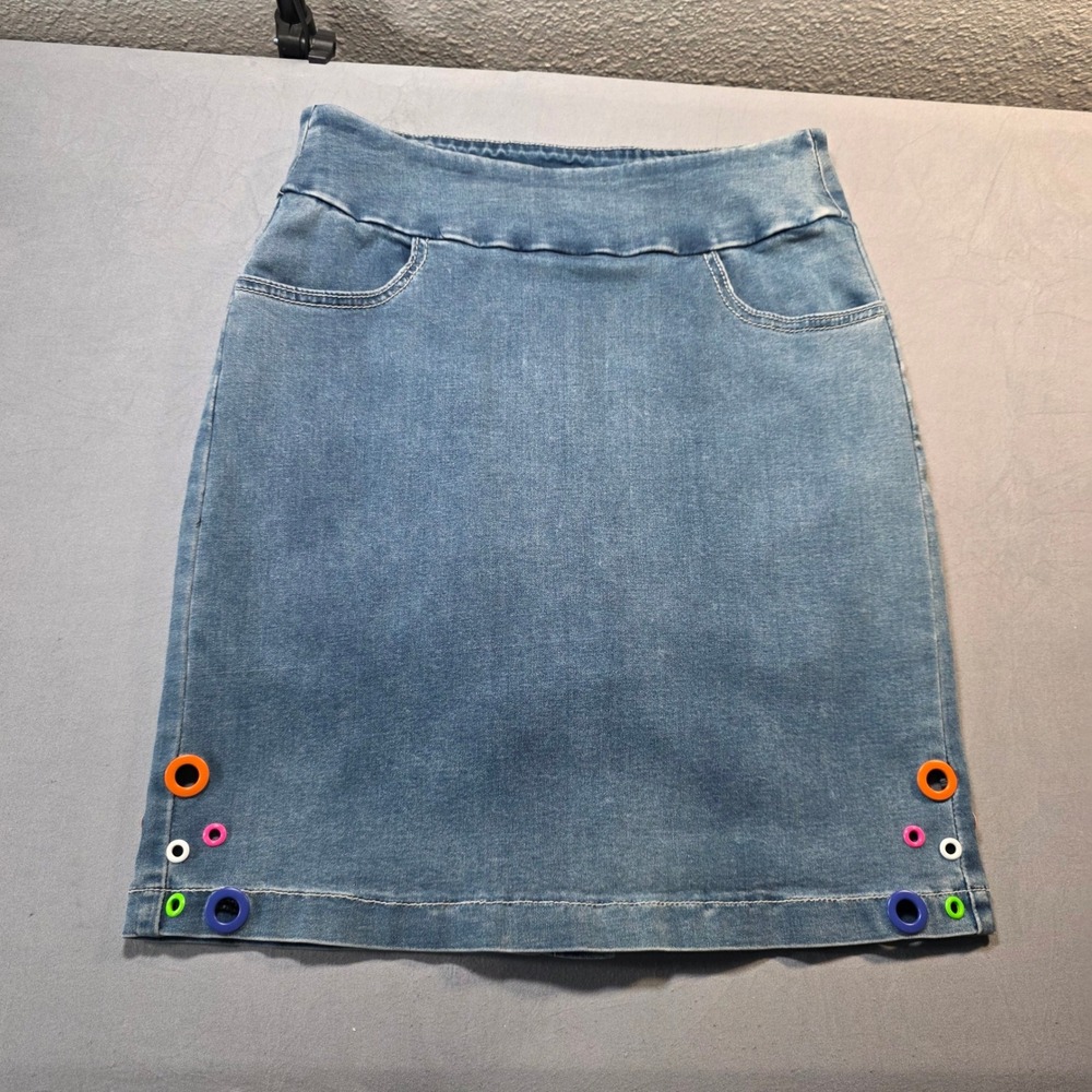Ethyl Clothing Blue Denim Skort Size 4 Colorful Grommet Accents Pull‎ On Stretch